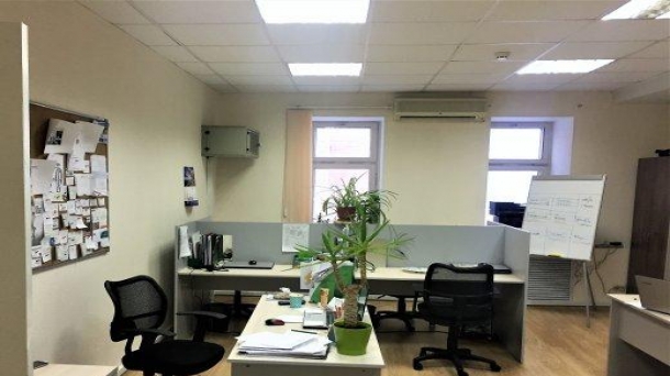 Офис в аренду 35.5м2, Москва, метро Римская