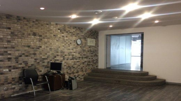 Сдам в аренду офисное помещение 990.63м2, Москва