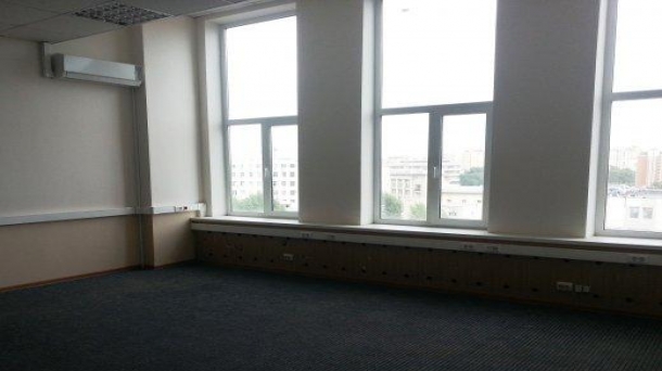 Сдам в аренду офис 42м2, 52500руб.
