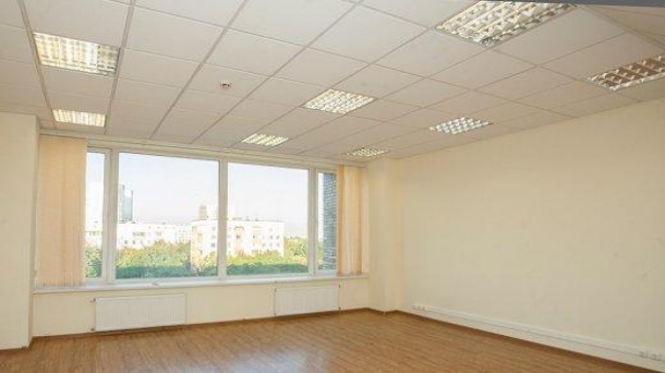 Сдам в аренду офисное помещение 52м2, 65000руб.