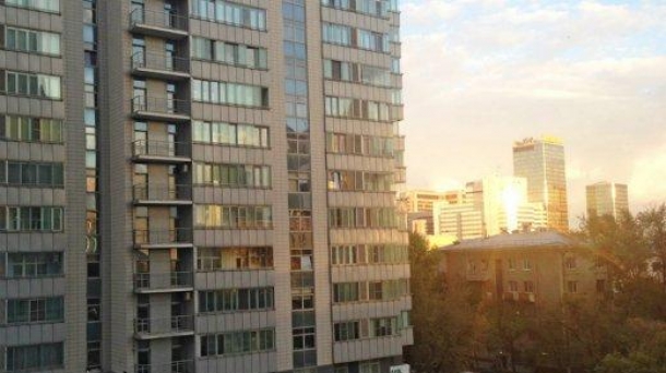 Продажа под своб. назнач. - 885.5 м 2
