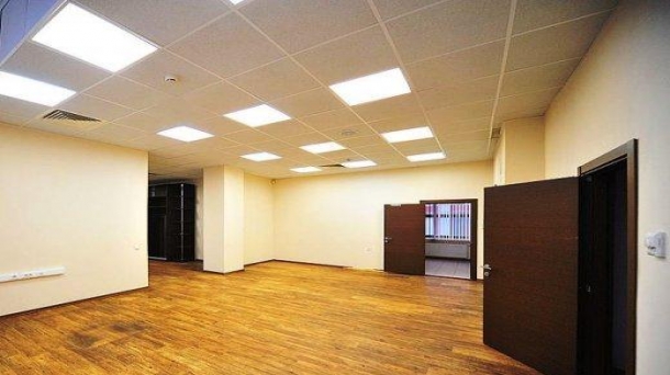 Здание в аренду 3382м2, Москва