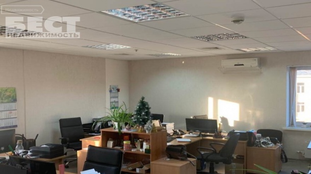Помещение свободного назначения (2010 м²)