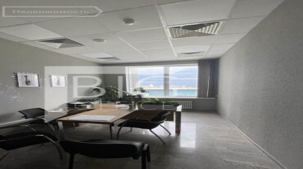 Офис (388 м²)
