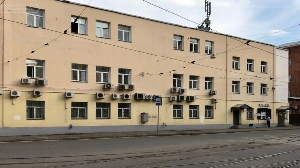 Помещение свободного назначения (858 м²)