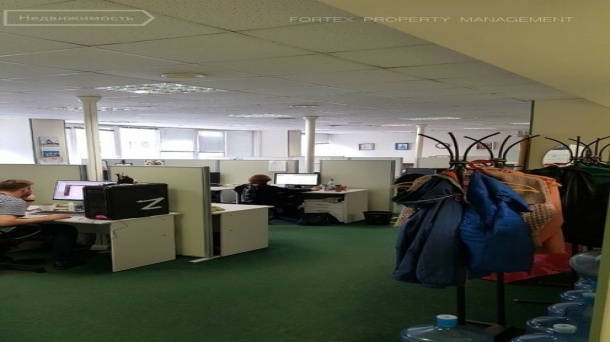 Офис (1380 м²)