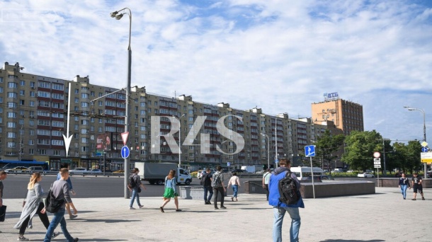 Торговая площадь (89.6 м²)