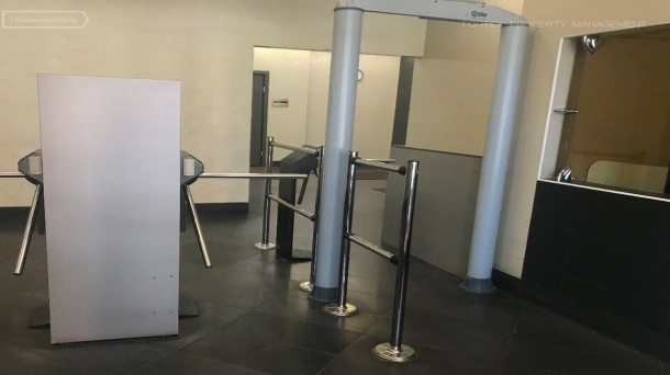 Офис (1438 м²)