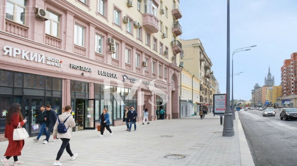 Торговая площадь (12.2 м²)