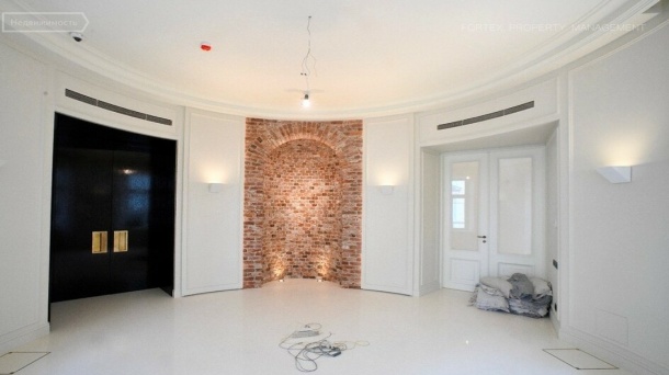 Торговая площадь (602 м²)