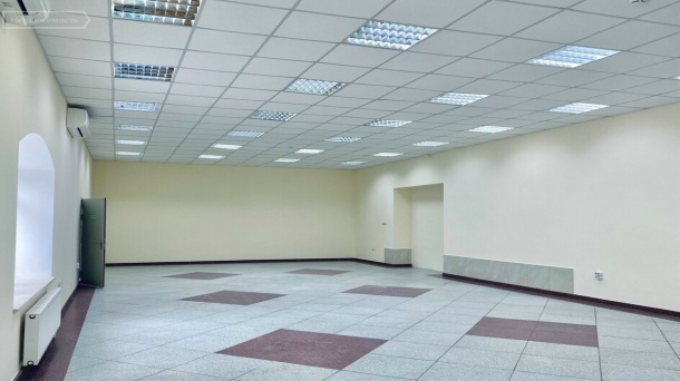 Помещение свободного назначения (1043 м²)