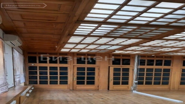 Офис (198.7 м²)