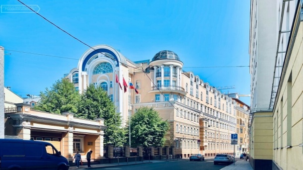 Офис (4221 м²)