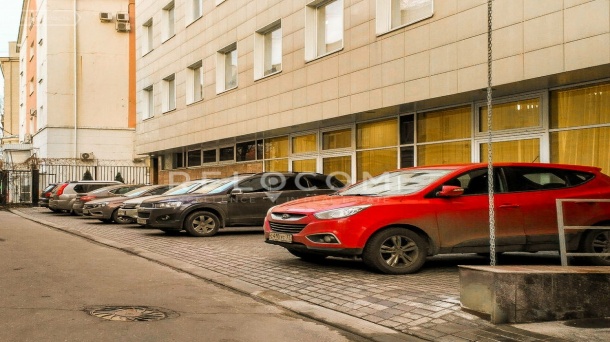 Офис (1860 м²)