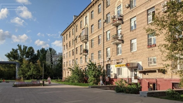 Помещение свободного назначения (285 м²)