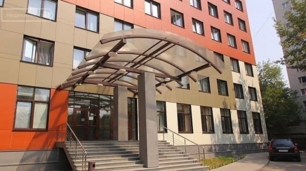 Офис (610 м²)