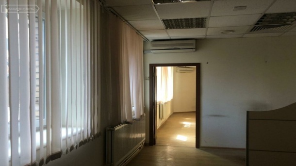 Офис (600 м²)